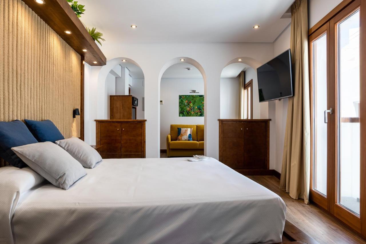 Hotel Antantie Conil De La Frontera Dış mekan fotoğraf